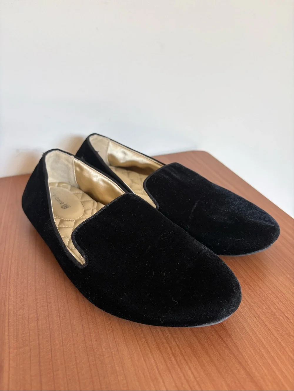 Birdies The Starling Velvet Slipper Flats in Black Size 6.5